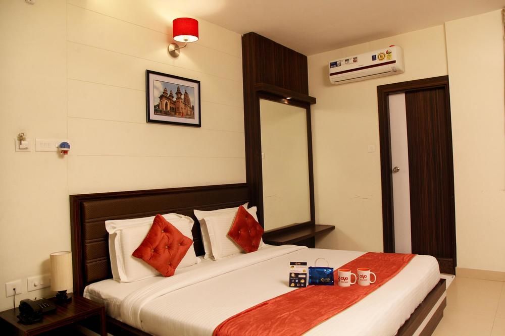Collection O 45990 Premiere Villa Kakarmatha ภายนอก รูปภาพ