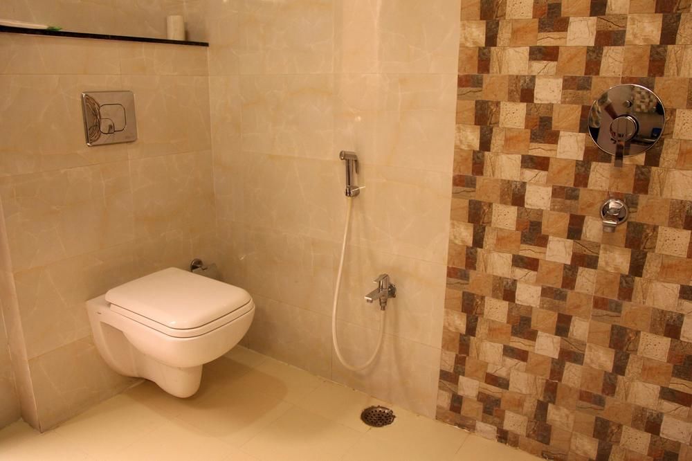 Collection O 45990 Premiere Villa Kakarmatha ภายนอก รูปภาพ
